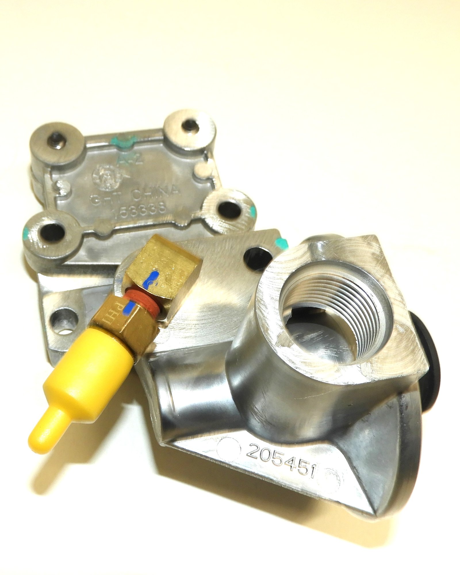 portafiltro-bomba-motor-cummins-ism-m11-n14-celect